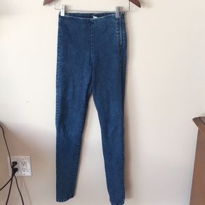 High waisted jeans